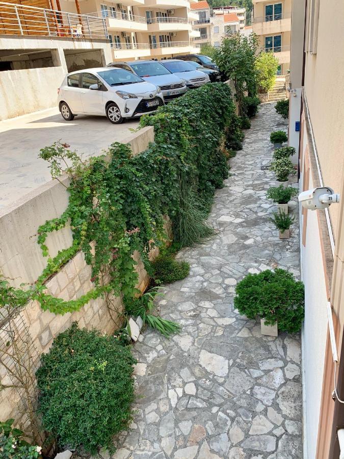 Apartment Liza Petrovac Luaran gambar