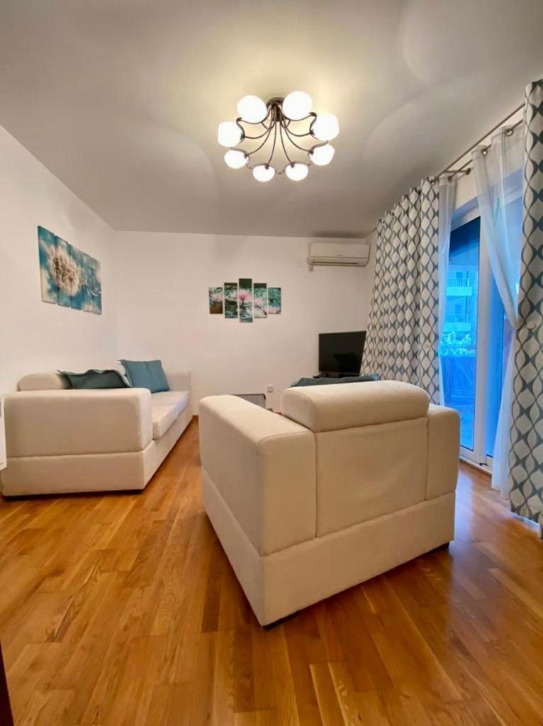 Apartment Liza Petrovac Luaran gambar